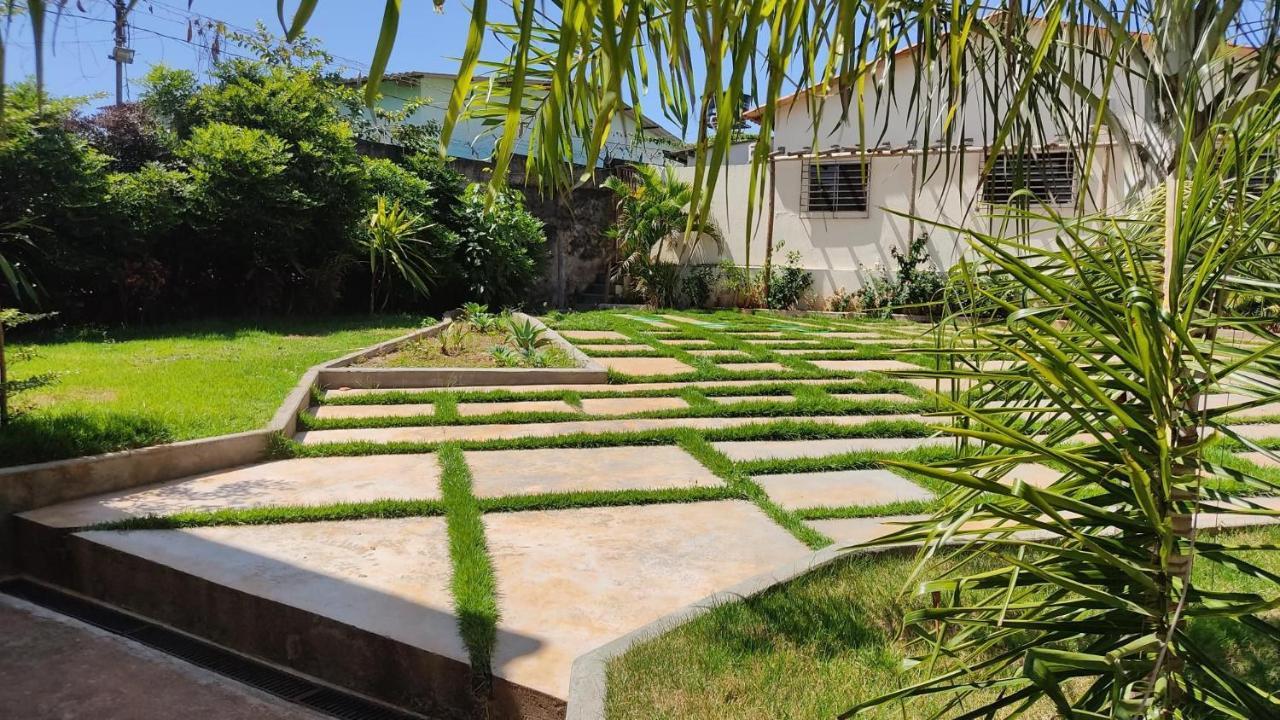 Condomínio Casa Capim Santo Goiânia Exterior foto