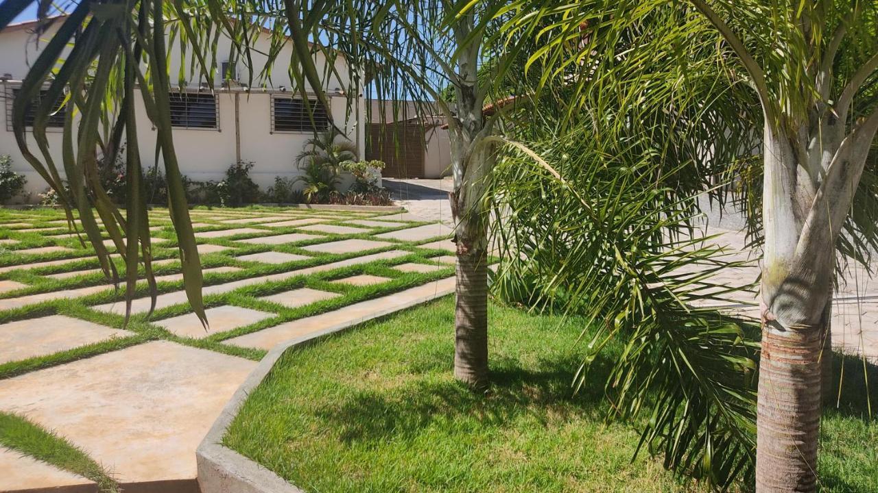 Condomínio Casa Capim Santo Goiânia Exterior foto